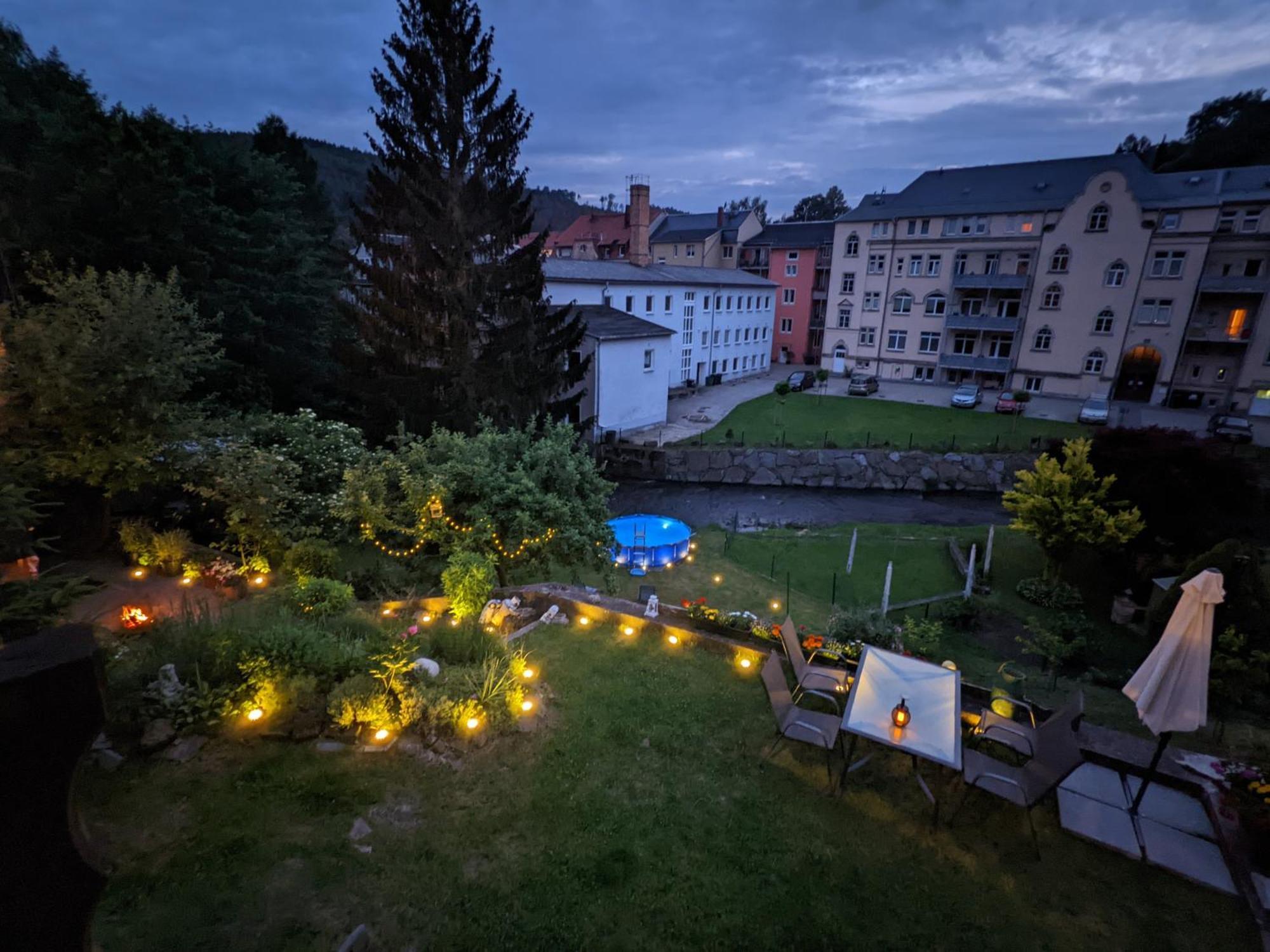 Famzi - Urlaubsmagie - Familienwohnung Mit Gemeinschaftsgarten, -Sauna & -Pool Sebnitz Eksteriør billede