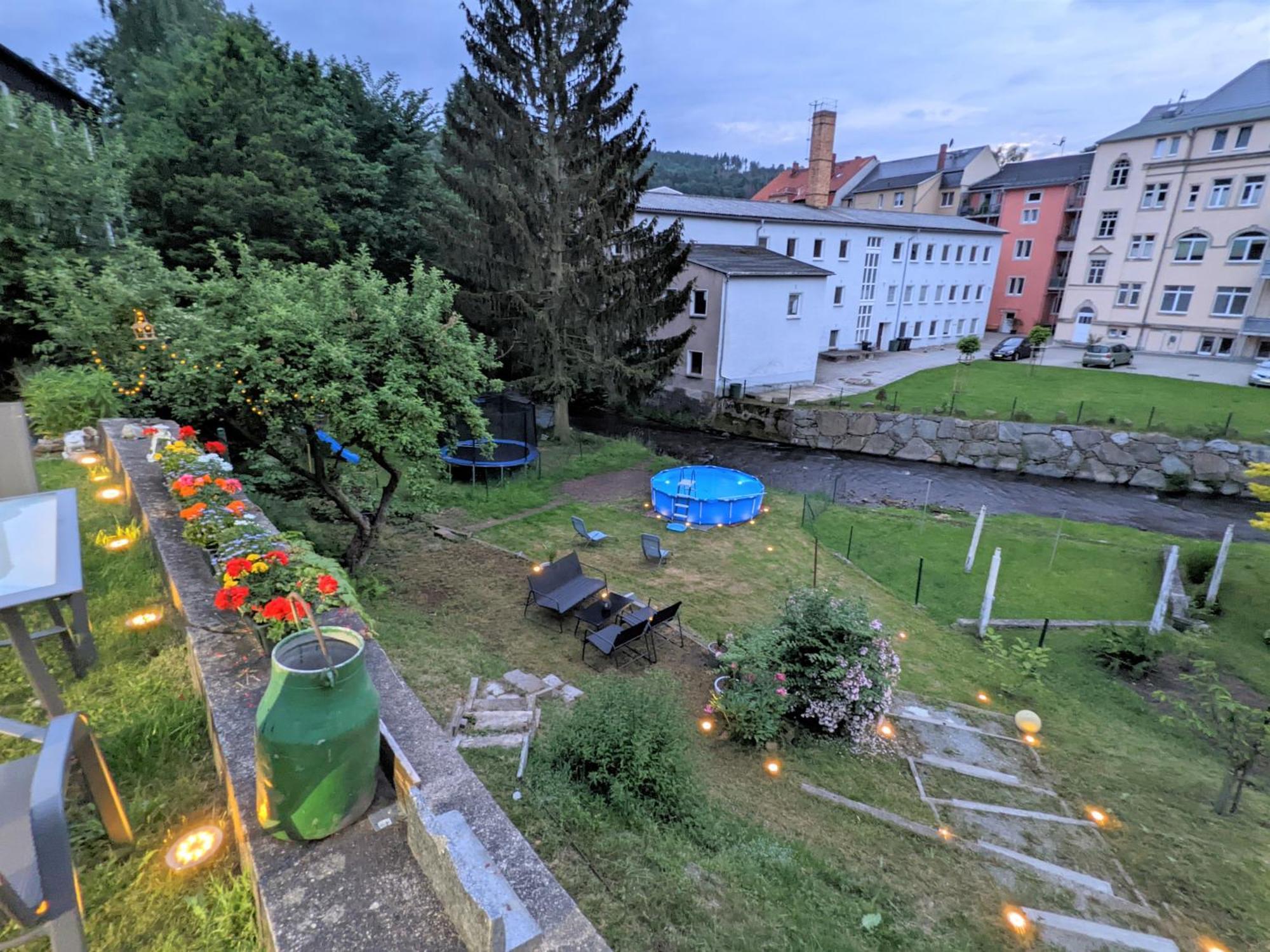 Famzi - Urlaubsmagie - Familienwohnung Mit Gemeinschaftsgarten, -Sauna & -Pool Sebnitz Eksteriør billede