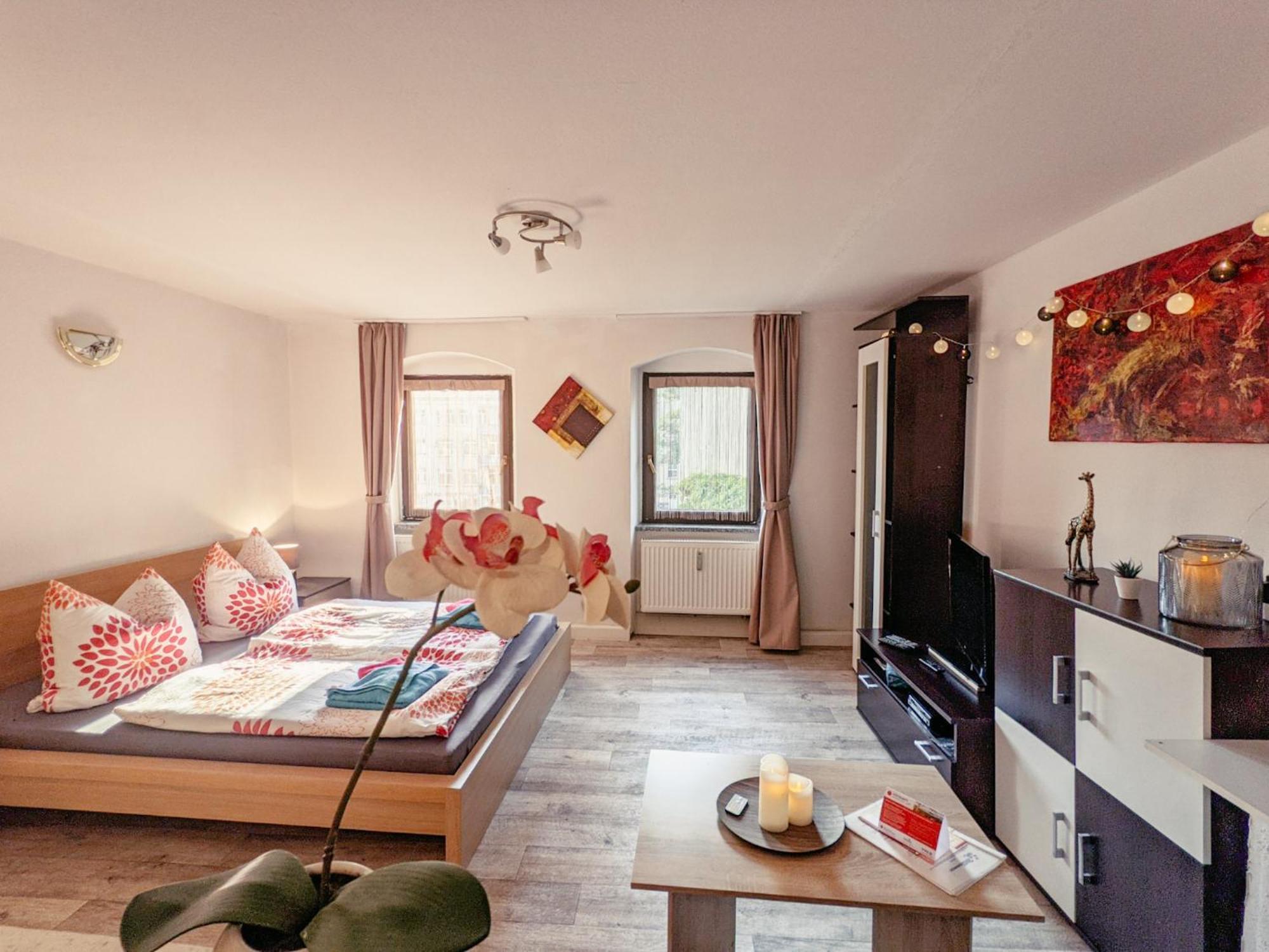 Famzi - Urlaubsmagie - Familienwohnung Mit Gemeinschaftsgarten, -Sauna & -Pool Sebnitz Eksteriør billede